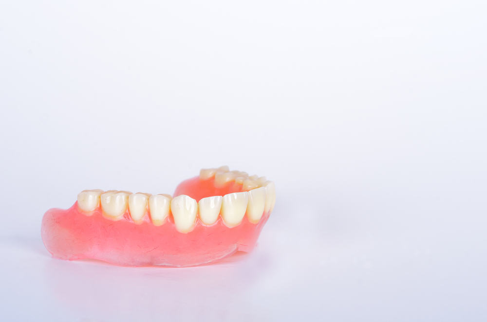 ¿Cuánto tiempo se pueden usar las dentaduras postizas?