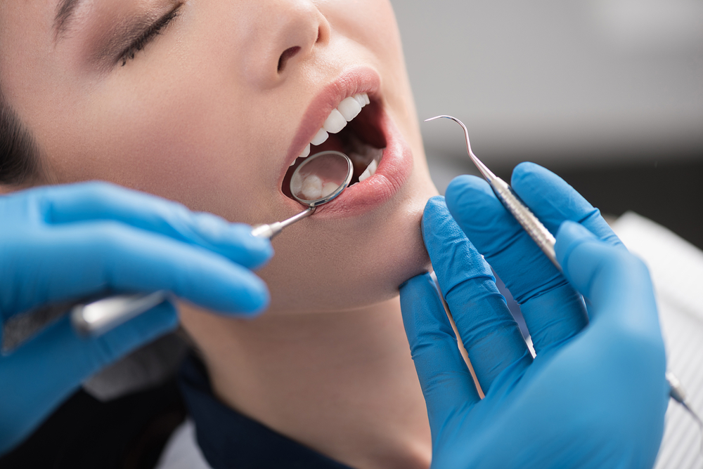 마취 후 치아가 무감각해지는 데 얼마나 걸립니까?