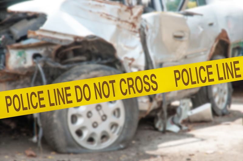 사고 피해자를 도우려면 다음 8가지 응급 처치 단계를 따르십시오!