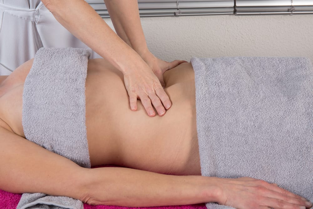 Hajde, razmazite svoje tijelo masažom trbuha i ostvarite ove 4 prednosti