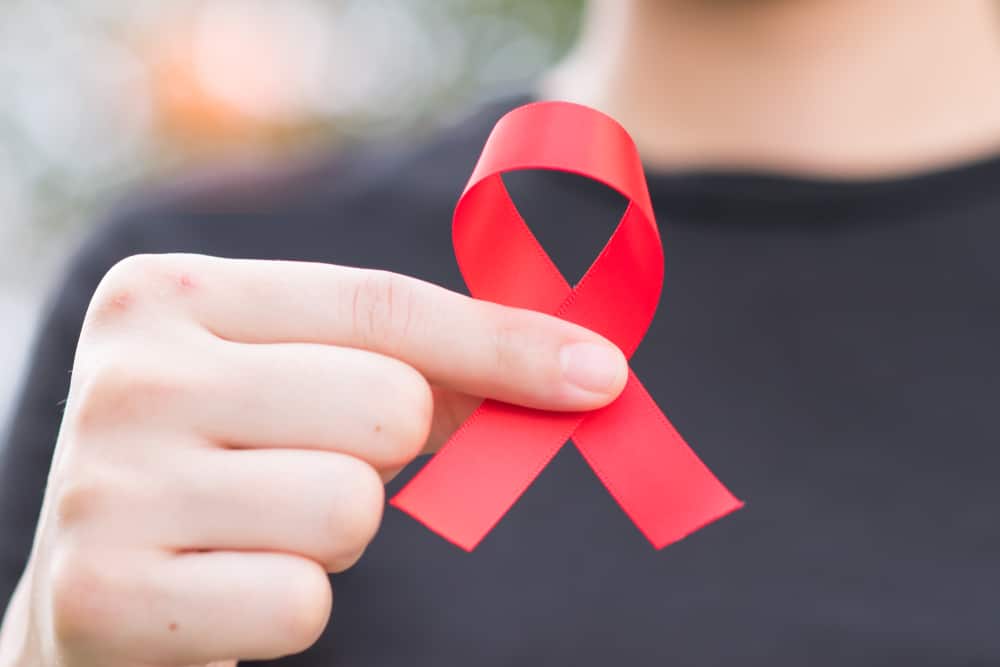 Lassen Sie sich nicht wieder irreführen! Diese 7 Hauptunterschiede zwischen HIV und AIDS