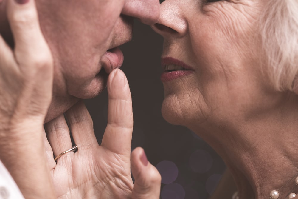 5 Wege, den Sex auch nach den Wechseljahren leidenschaftlich zu halten
