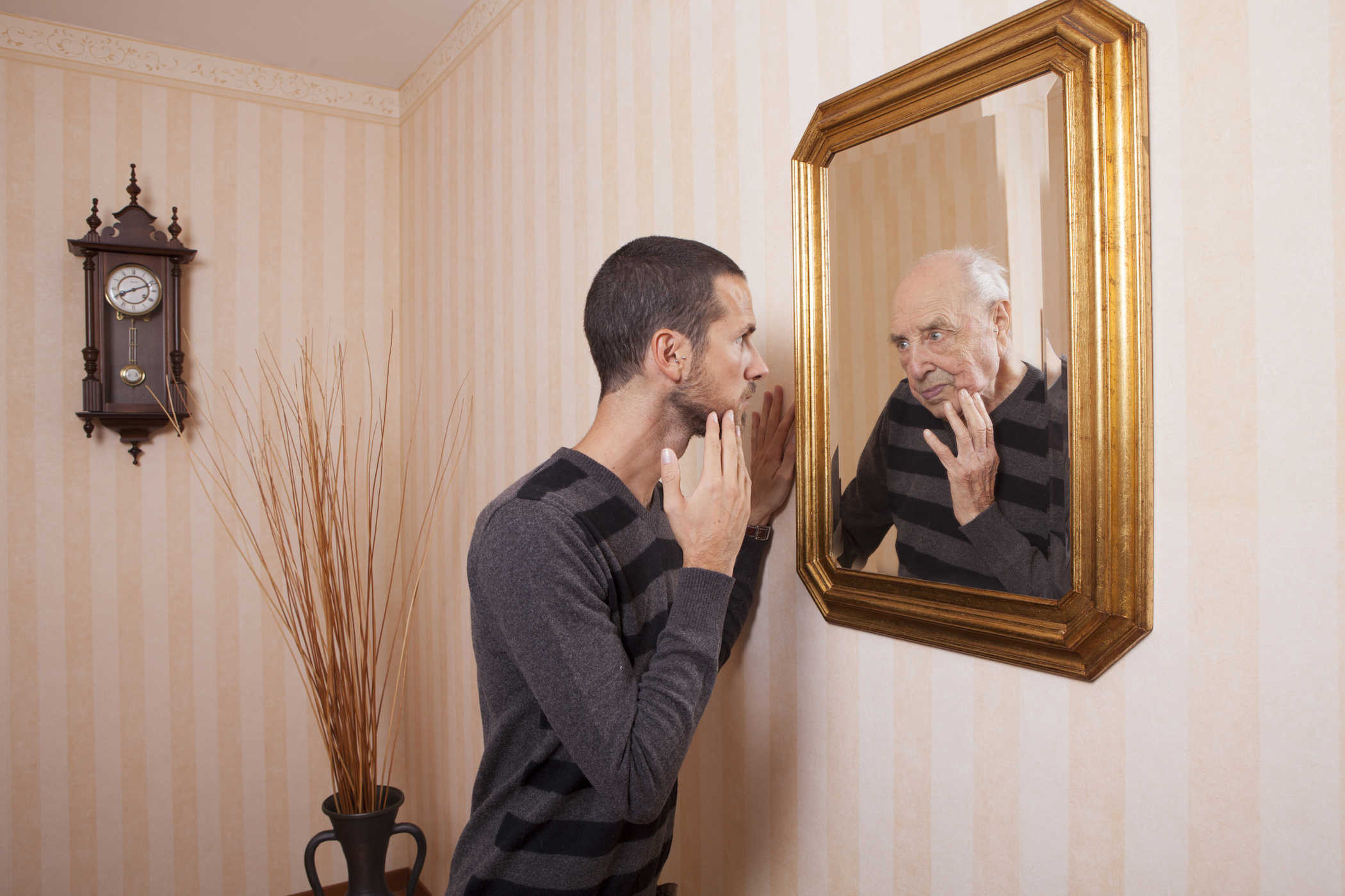 5 cosas que hacen que tu rostro parezca más viejo