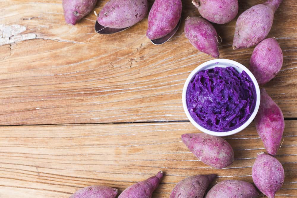 3 gesund verarbeitete Kreationen von lila Süßkartoffeln, die die Zunge verderben