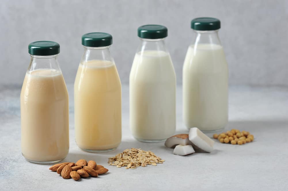 Коровье молоко или соевое молоко, что более питательно?