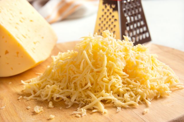 고지방, 다이어트 할 때 치즈를 먹을 수 있습니까?