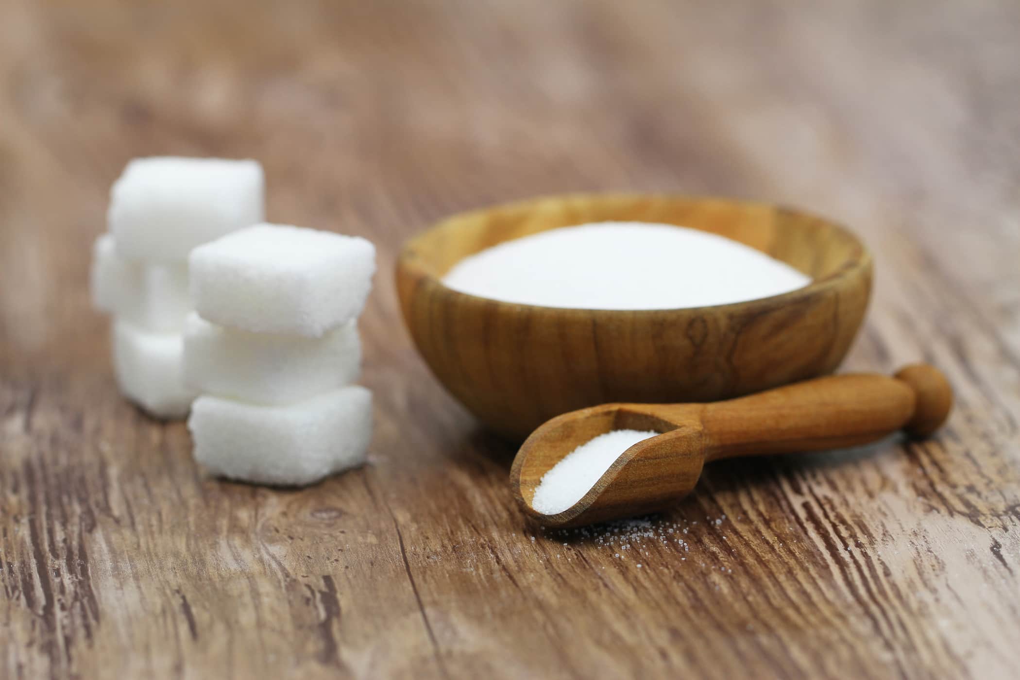 너무 많은 설탕과 너무 많은 소금 중 어느 것이 더 위험합니까?