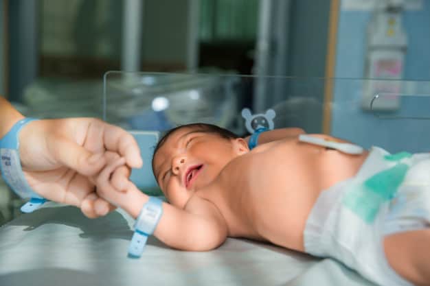 Profundizando sobre las anomalías congénitas en los bebés