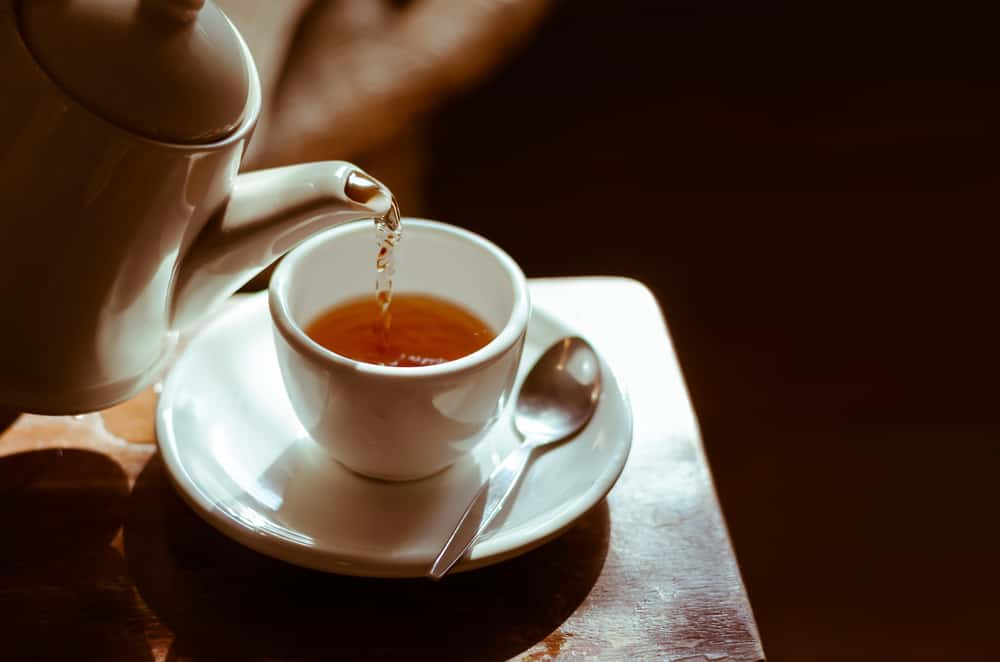 4 beste Teeauswahl, die Sie vor dem Schlafengehen genießen können